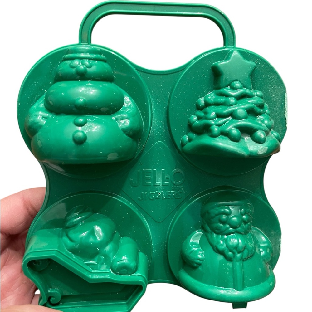 Unused Vintage Christmas Theme Set of 4 Jello Jigglers Mold